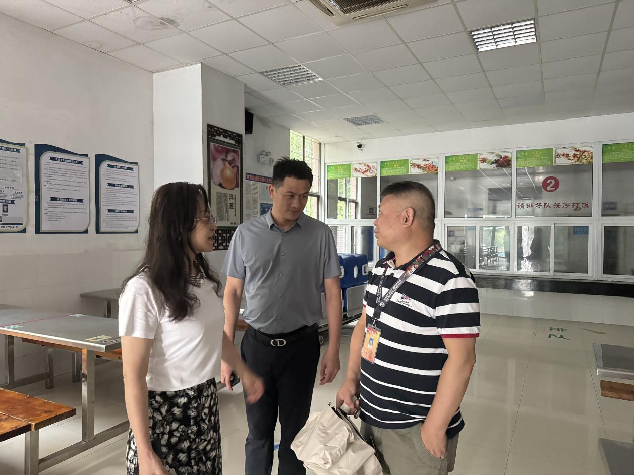 【养正颐小&middot;督学】督学启新篇 护航促前行_html_mcd37b09.jpg