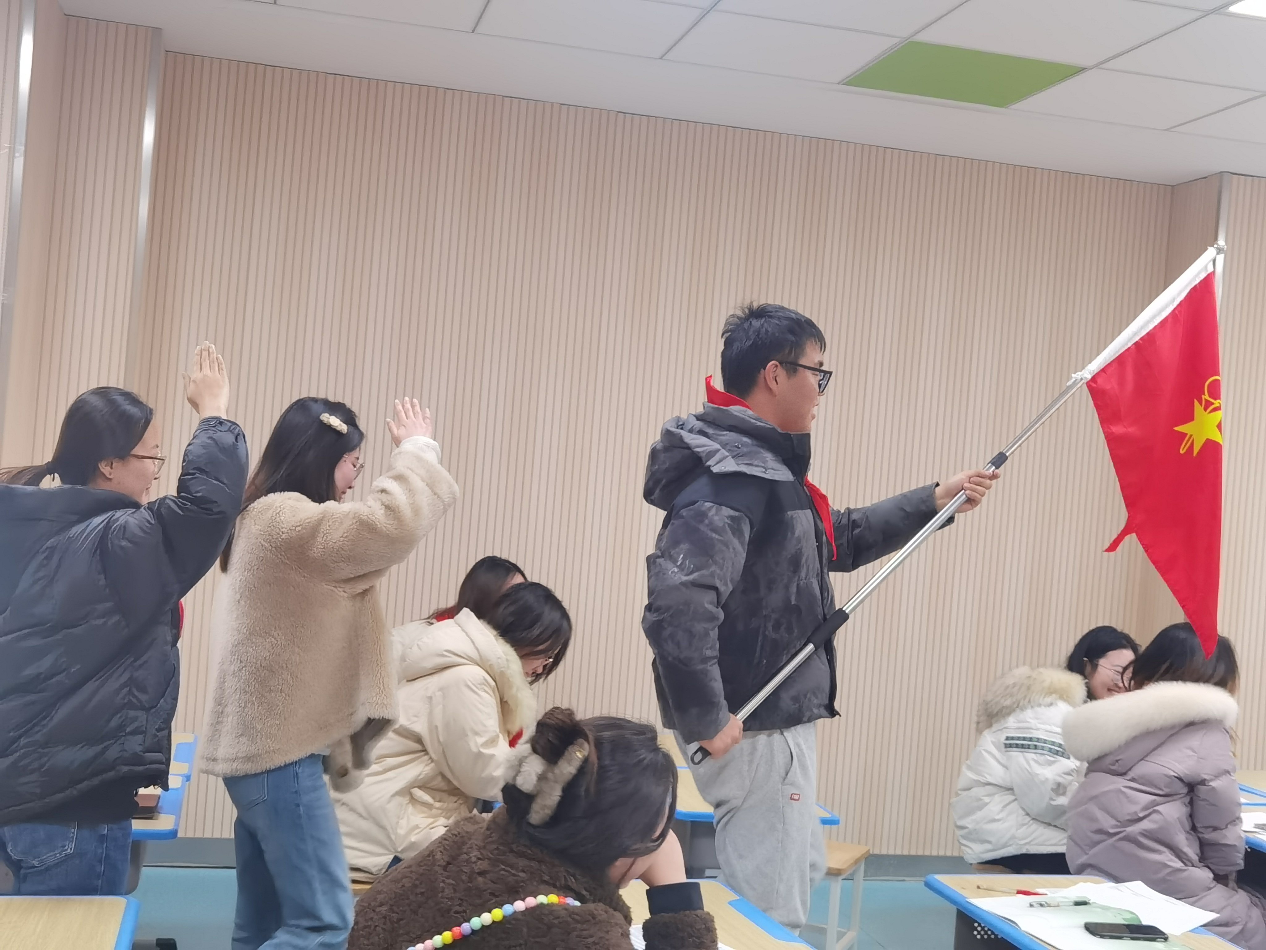 中队仪式活动新闻稿_html_m1f2764c.jpg