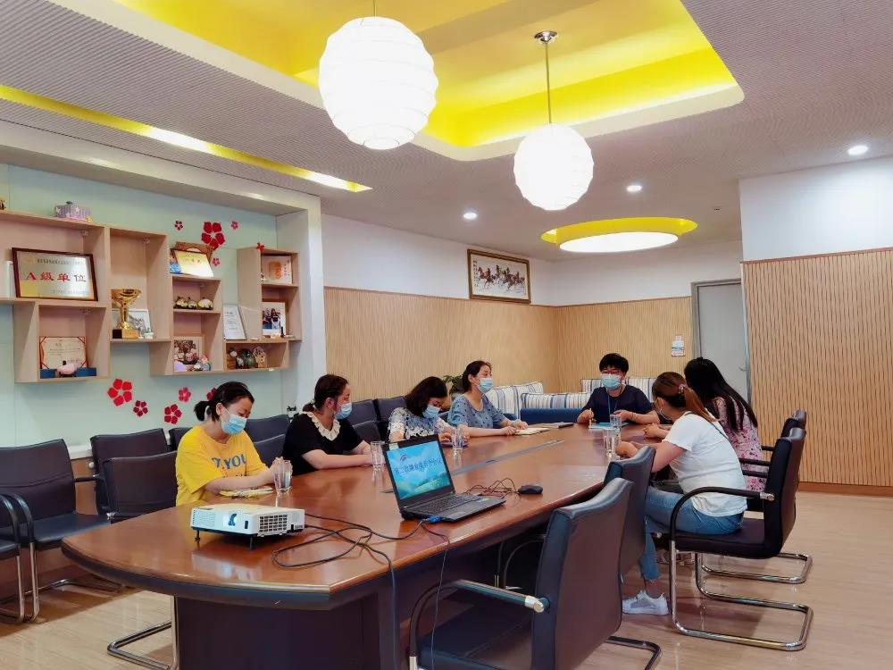 （乐动马幼）【安全第一】马群幼儿园第一分园第二次膳食委员会会议