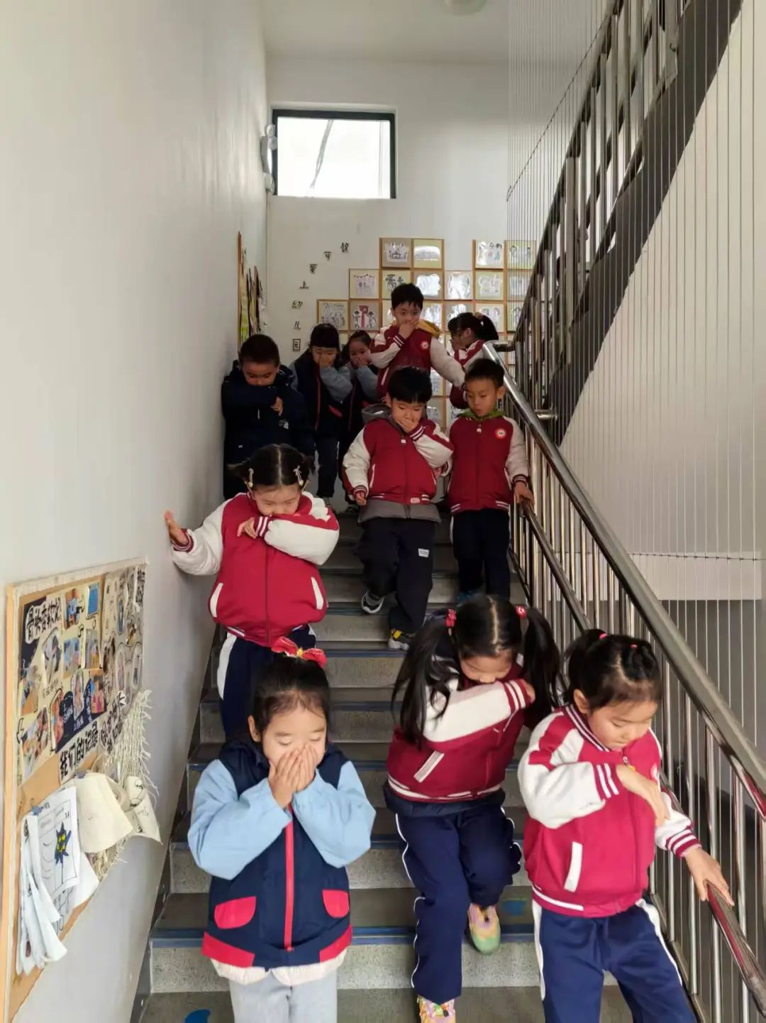 临时_html_65288a55.jpg