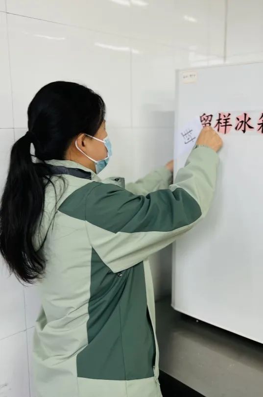 临时_html_m49ab009d.jpg