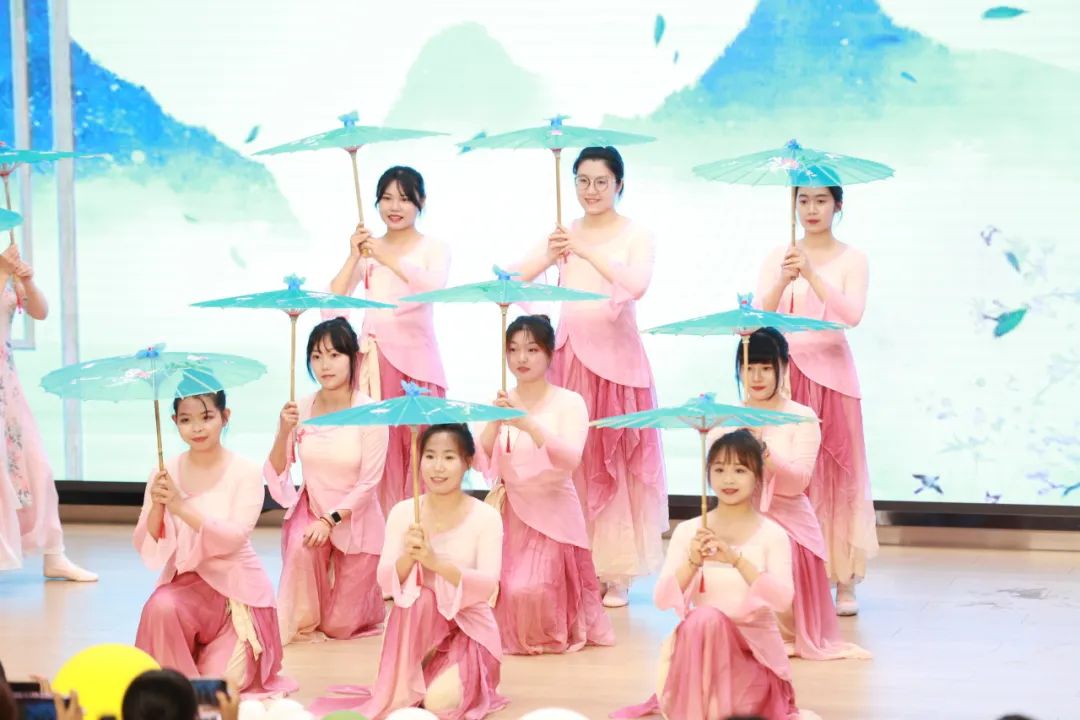 临时_html_m547bf961.jpg