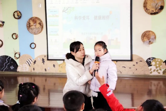 雷锋日新闻_html_m110e1ad2.jpg