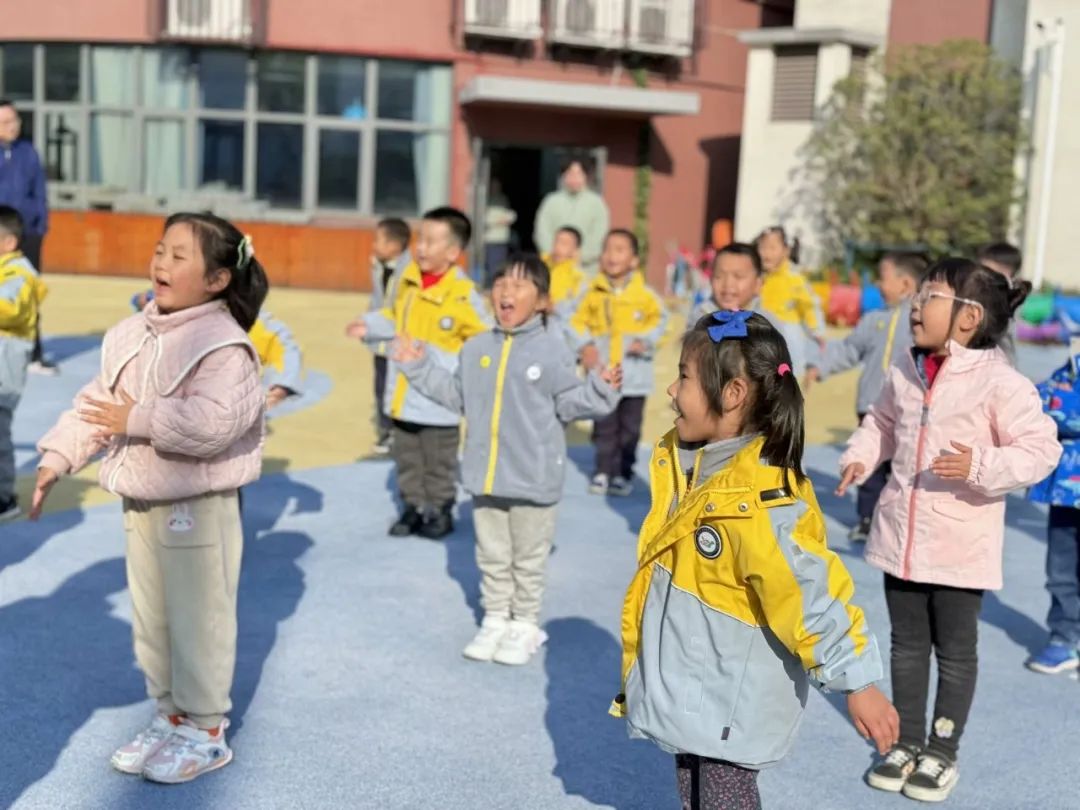 临时_html_6aa26a36.jpg