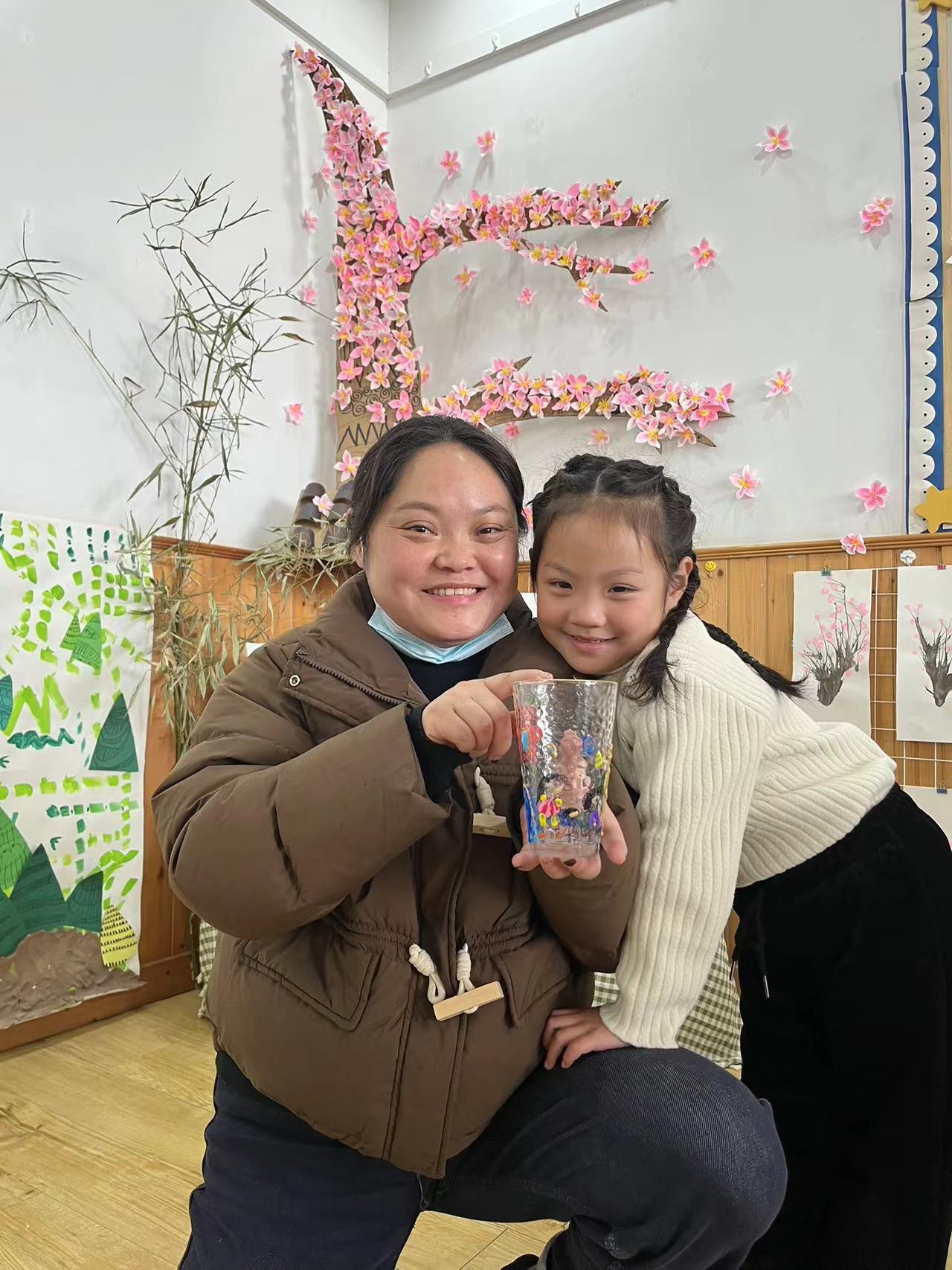 【乐活龙幼】童心暖三月  爱满春风里——记龙潭幼儿长江分园三八妇女节活动