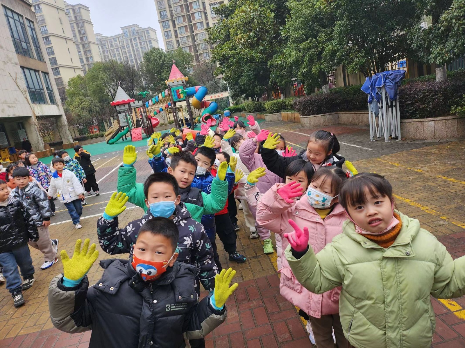 【乐活龙幼】“环保小卫士，动手净环境”——龙潭幼儿园垃圾分类活动