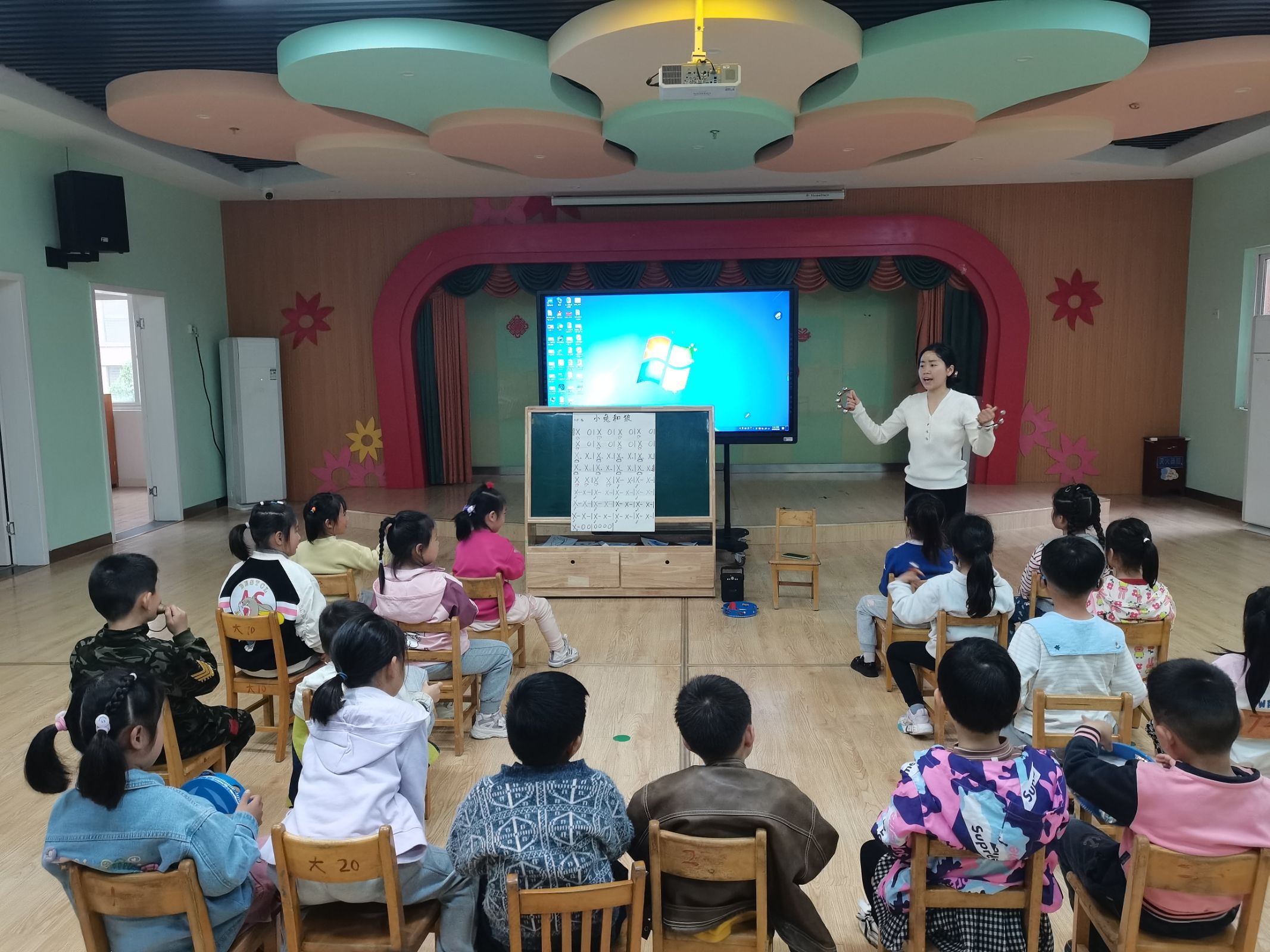 【乐活龙幼】享“节拍”之美，敲击欢乐童年 ——龙潭幼儿园音乐组第二次活动
