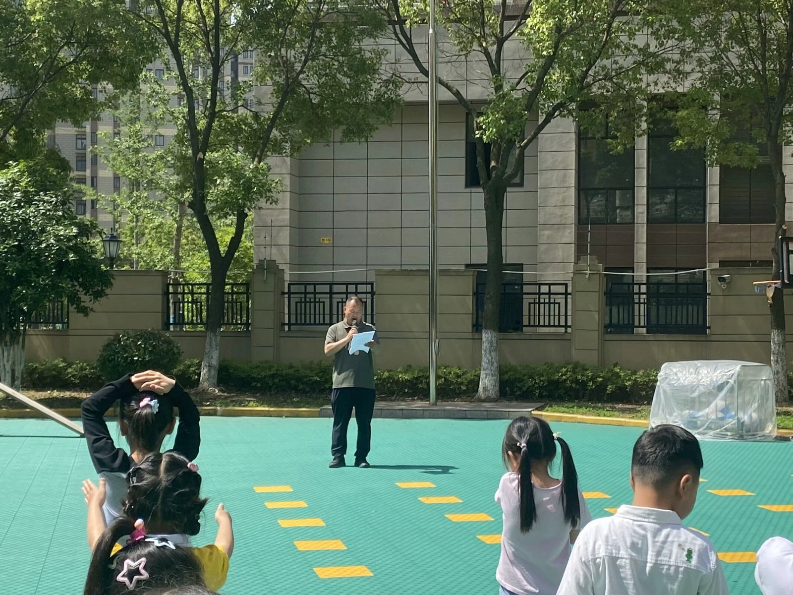 【乐活龙幼·乐享童年】亲子伴成长，运动悦童心 ——龙潭幼儿园靖安分园家长开放日及亲子运动会报道