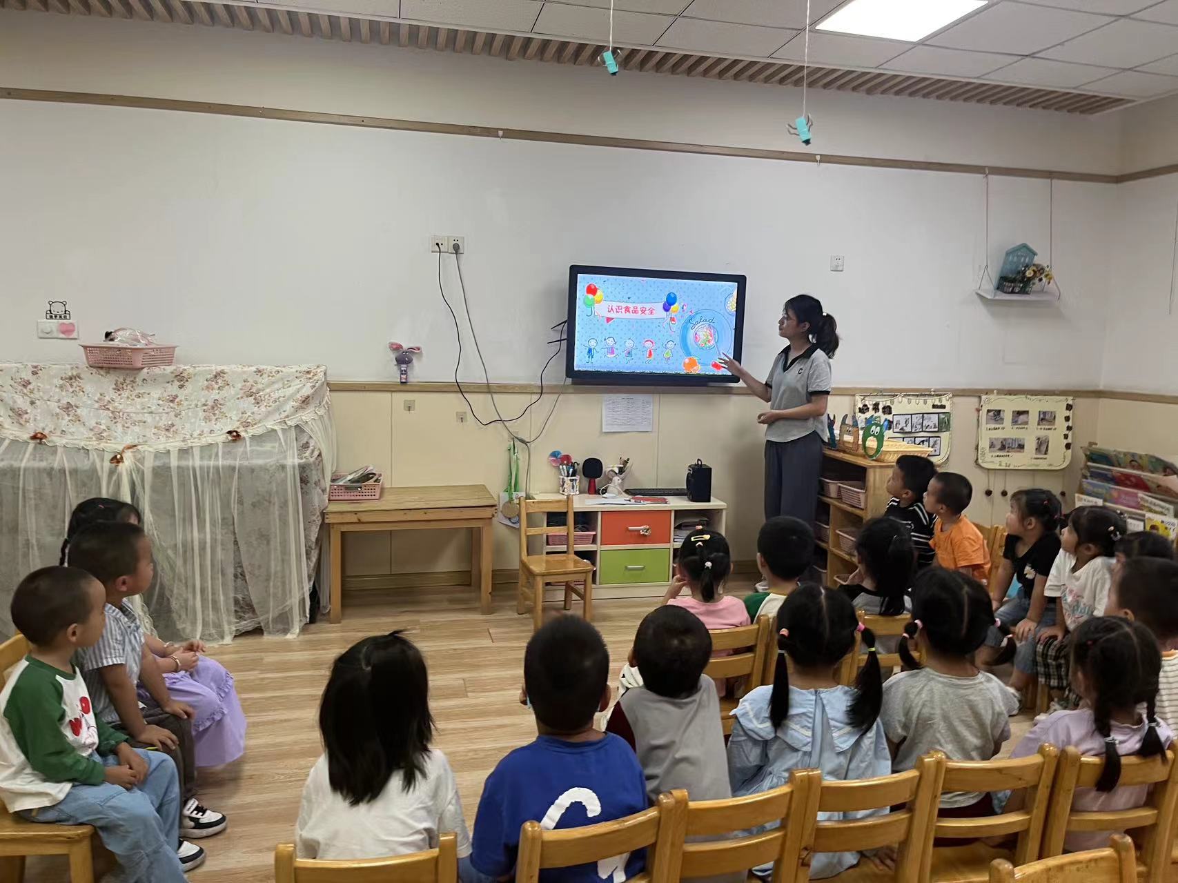 【乐活龙幼】食”刻守护 安全童行——龙潭幼儿园龙岸分园食品安全知识宣传