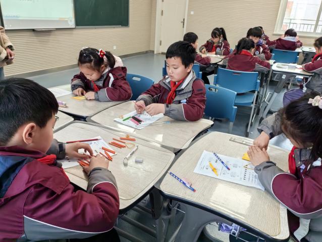 20240320何骞童学课堂报道_html_7acd5c25.jpg