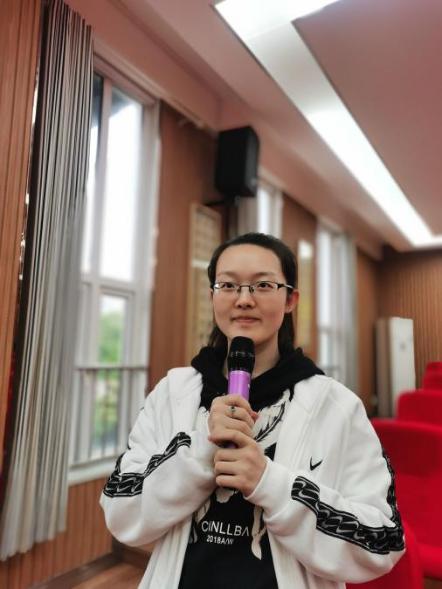 20210412李嘉靓童真论坛报道_html_47118aa0.jpg