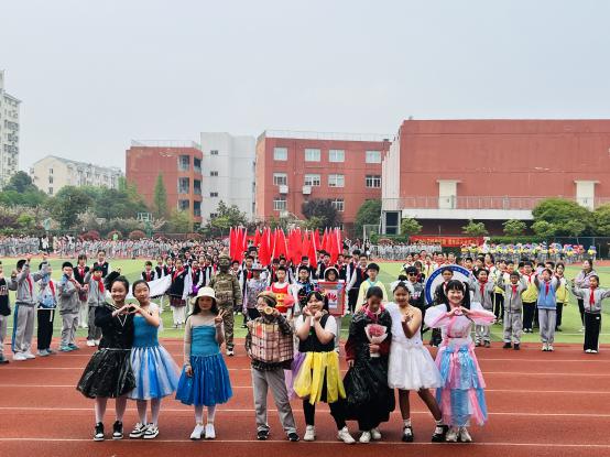2024年南京市南湾营小学第九届春季运动会_html_63d469ba.jpg