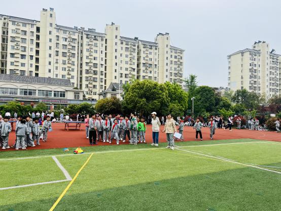 2024年南京市南湾营小学第九届春季运动会_html_m48022952.jpg
