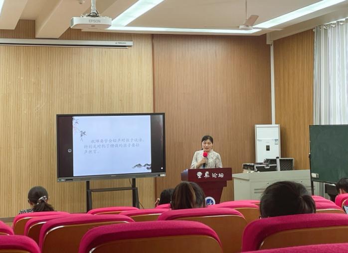 20210510“童真论坛”系列报道80（王莉君写）_html_m5bb12997.jpg