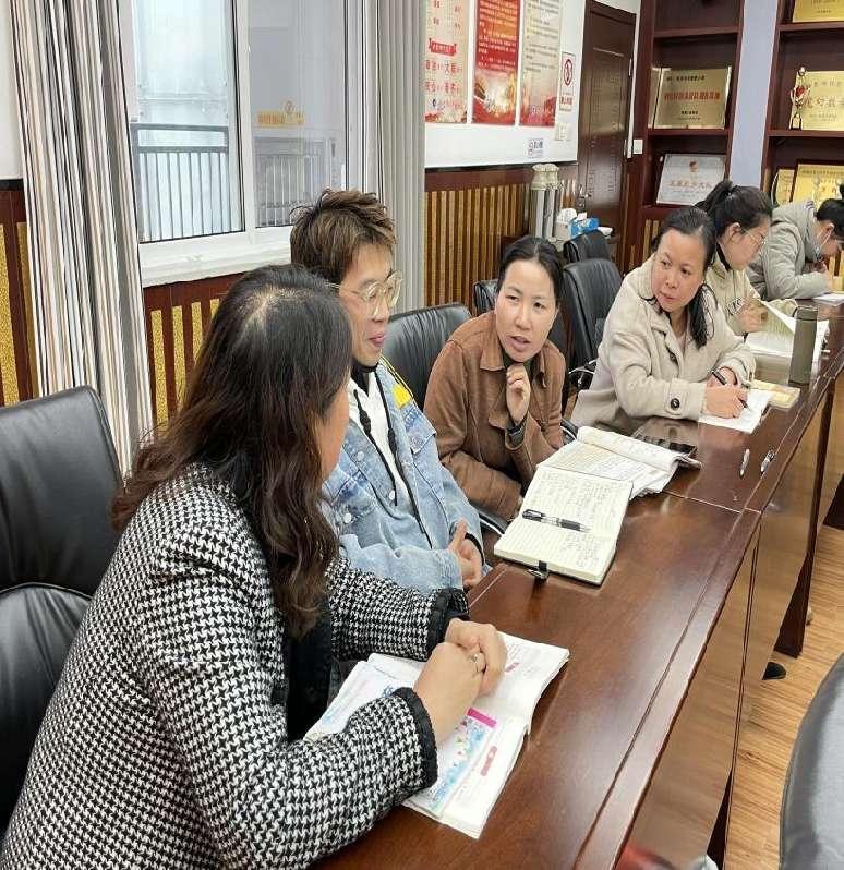 20221122语文组教研_html_m68f162c4.jpg
