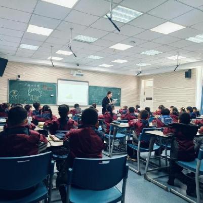 20250311南湾营小学语文组童学课堂报道_html_1ce159f5.jpg