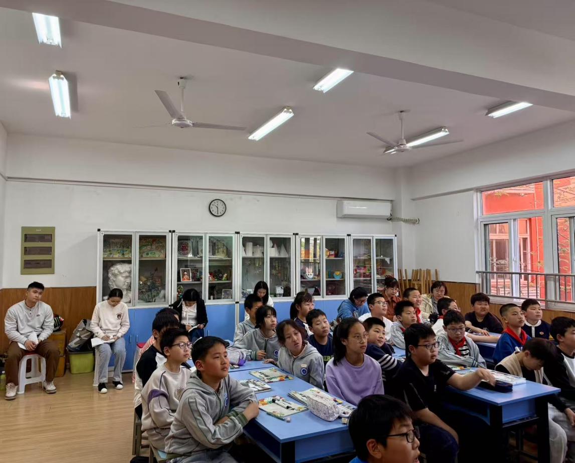 20250414美术大组教研活动报道_html_m656750bf.jpg