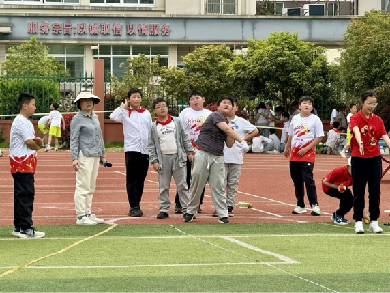 运动会新闻稿_html_34f39c51.png