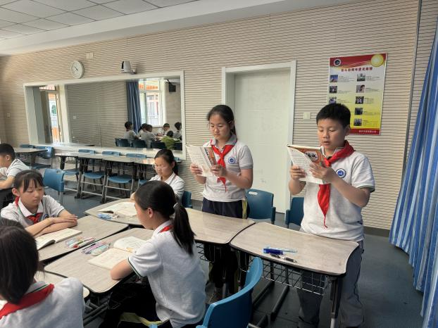 20240514语文组童学课堂报道_html_55e0888d.jpg