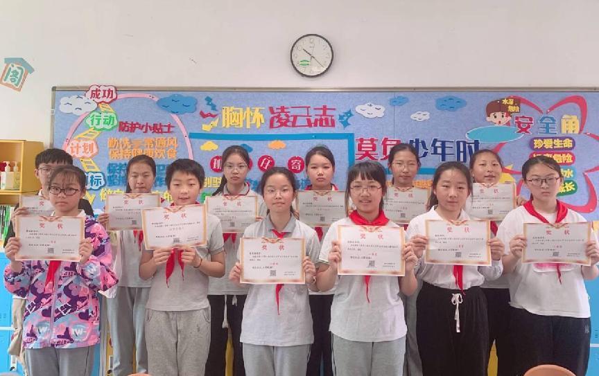 南湾营小学第六届汉字文化节报道_html_ac4dbe9.jpg