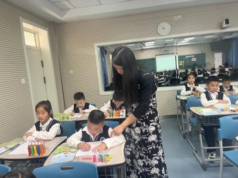 20240515仇晓丽童学课堂报道_html_d317f00.jpg