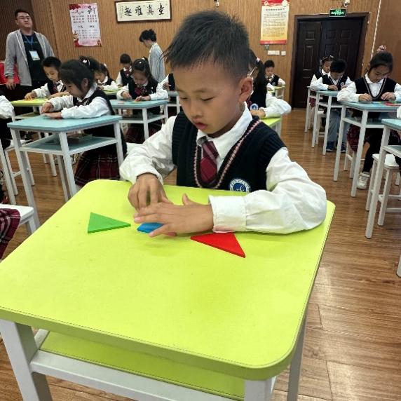 20240530魔幻数学节报道_html_5c731d51.jpg