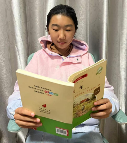 十月份悦读之星新闻稿_html_m2881a75.png