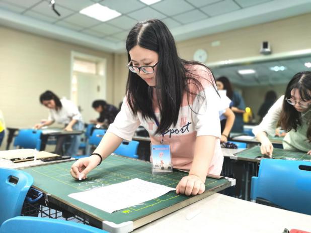 新闻稿_html_m558961ce.jpg