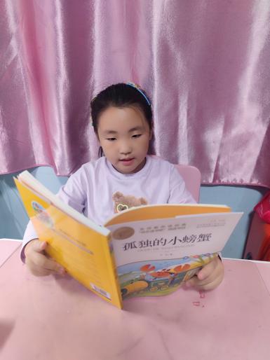 共读一本书，书香满校园_html_2262e167.jpg