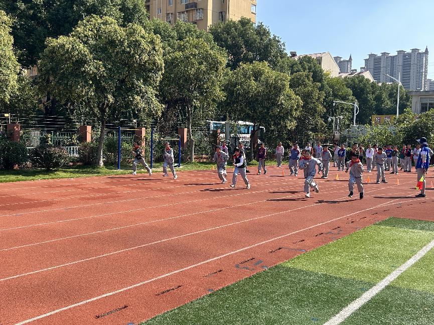 体质测试展风采，保驾护航健康行——2023年南湾营小学体质测试_html_m4363392.jpg
