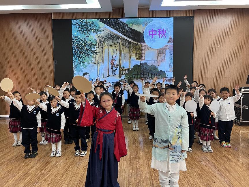 20231024经典诗词我来唱报道_html_m186d5f12.jpg