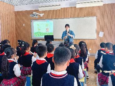 “竖”立自信  “笛”声悠扬＋音乐大组教研_html_m553c47a9.jpg