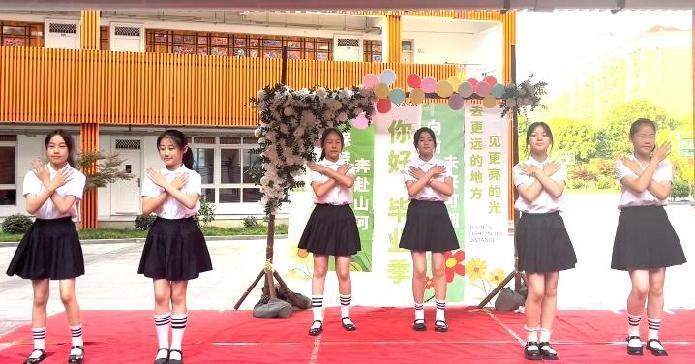 20240620六年级毕业通讯稿_html_m1a3f3054.jpg