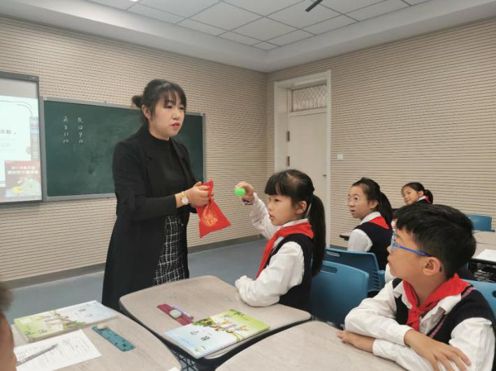 20201021周悦何骞写_html_425765c5.jpg