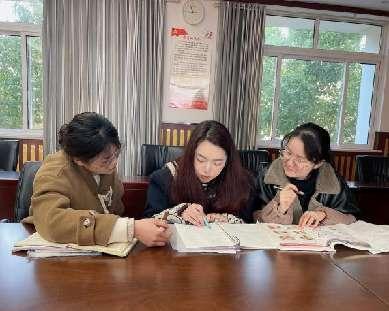 20230303王莉君英语组集体备课报道_html_6549106e.jpg