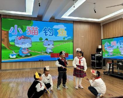 20231026语文组二年级“i阅读”报道_html_m4aa47080.jpg
