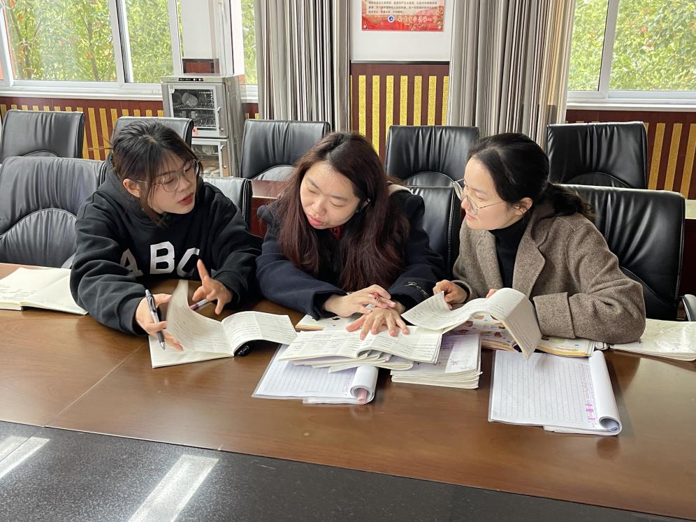 基于评价标准 聚焦课堂教学 英语集体备课（71）_html_706d9311.jpg