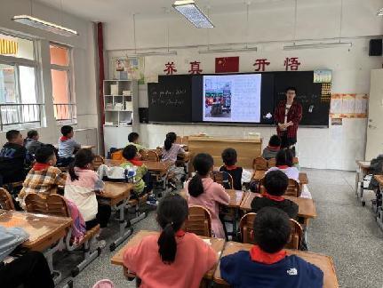 20230414班会报道（李嘉靓写）_html_mf2e7649.jpg