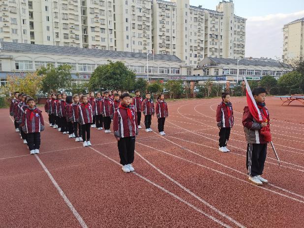 以法护航 守护成长_html_m6ecc1408.jpg