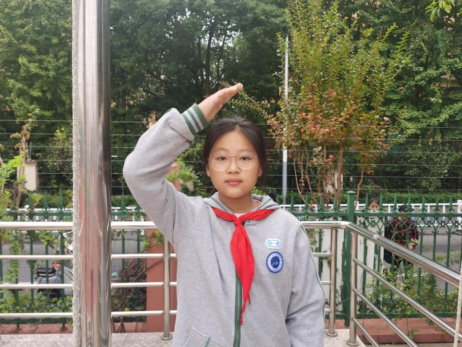 20241021升旗仪式报道_html_7280f9c6.jpg