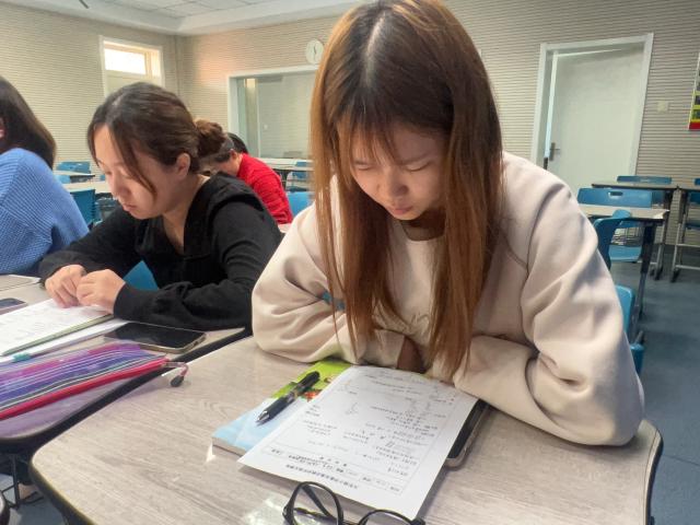 20241030数学组校本教研报道_html_m2f7eab23.jpg