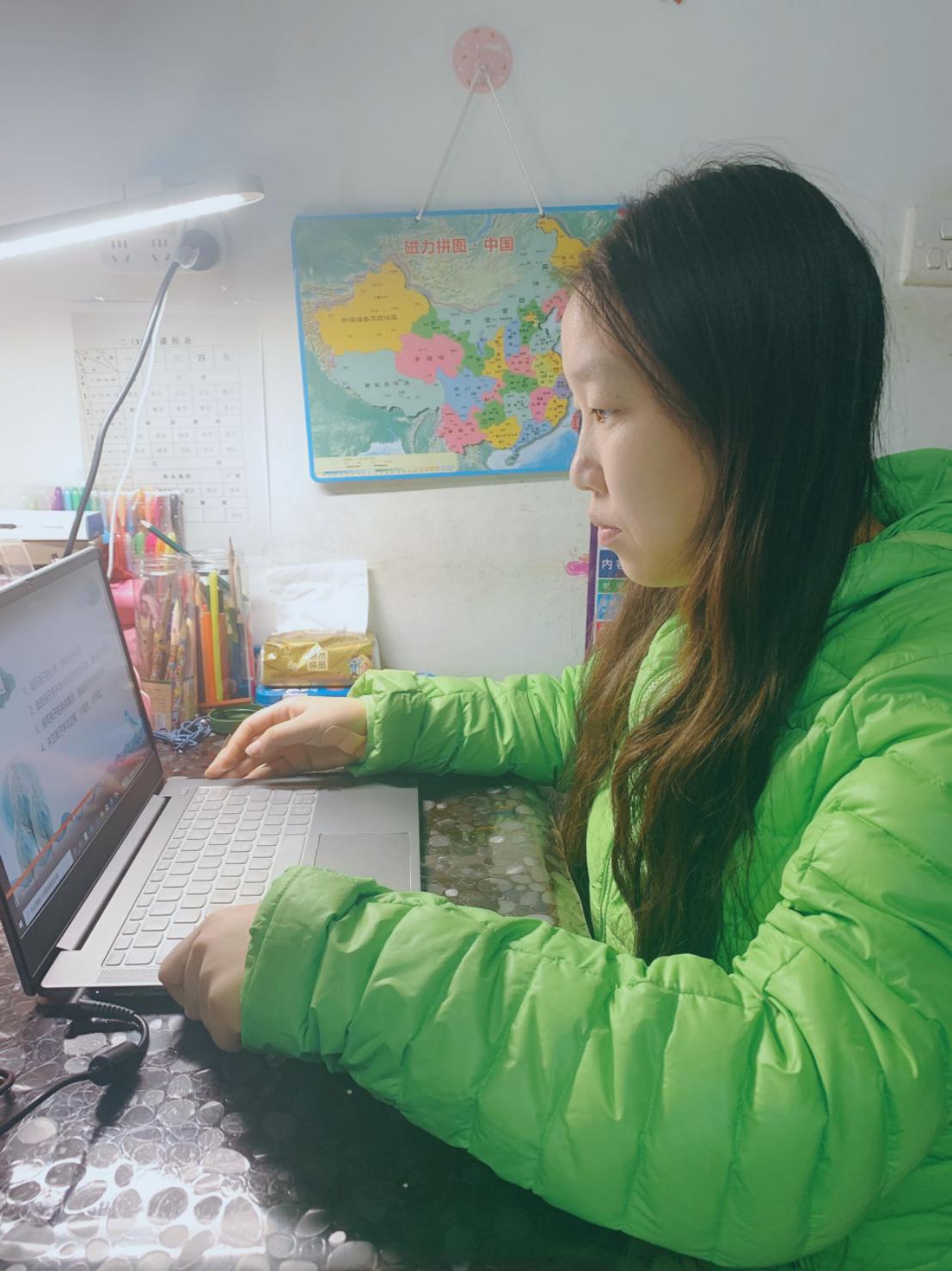 隔屏不隔爱，家校共前行-王莉君_html_15574469.jpg