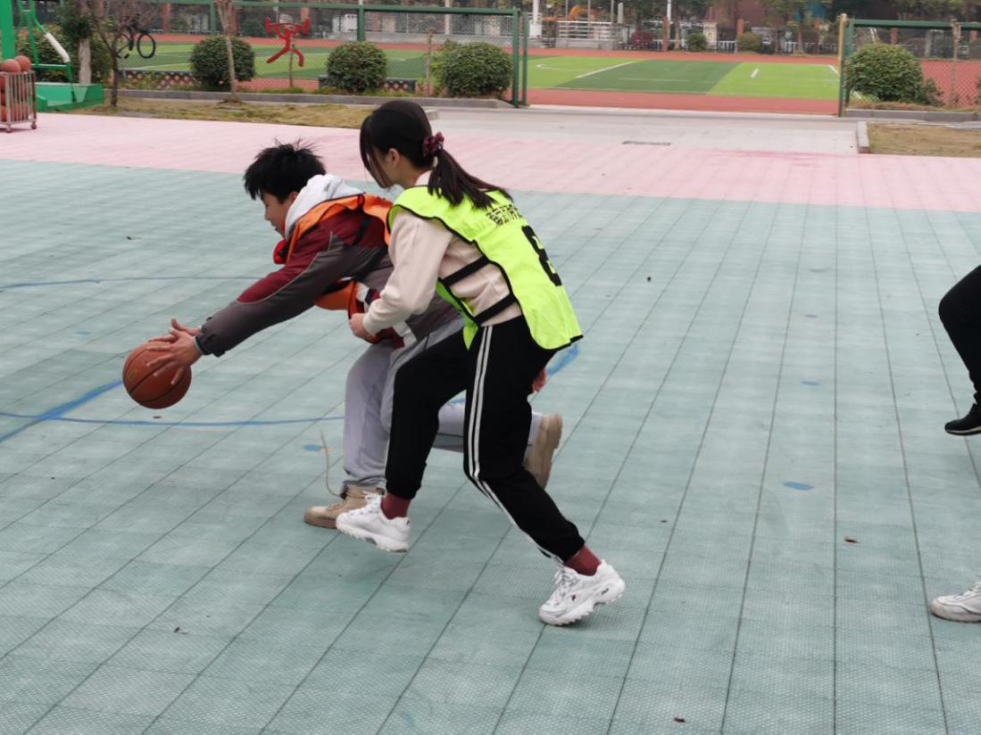 篮球嘉年华新闻稿_html_m4b1864f2.jpg