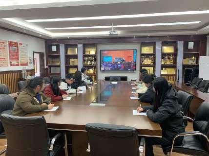 20230317青年教师研修班报道_html_379989b3.jpg