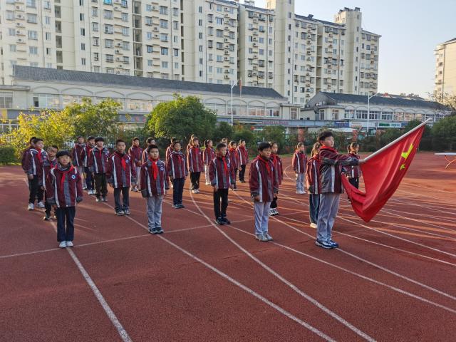 20231120第12周升旗仪式报道报道_html_m29087bf0.jpg