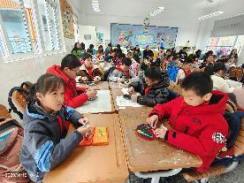 20231115数学组校本课程报道_html_5ca35e23.jpg
