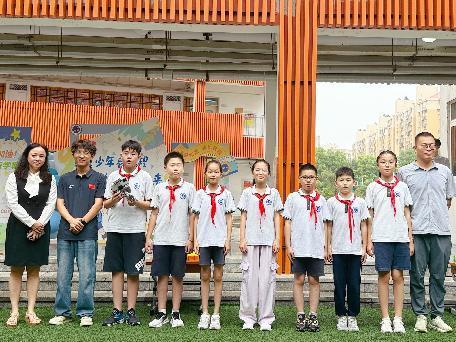 童真少年启新程 乐学创行向未来新闻稿_html_13e2df4c.jpg