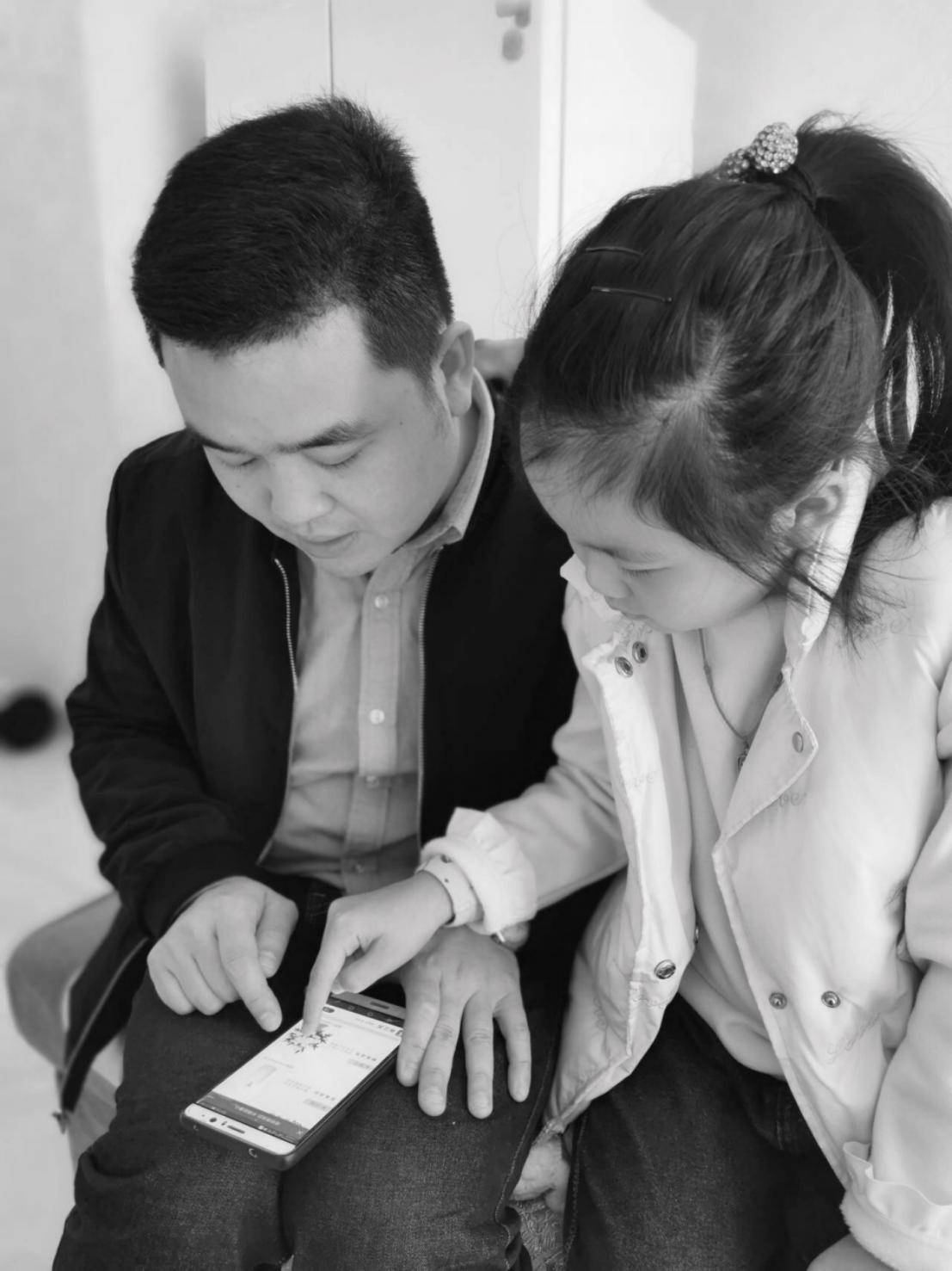 清明追思 家国永念_html_m5c3831a0.jpg