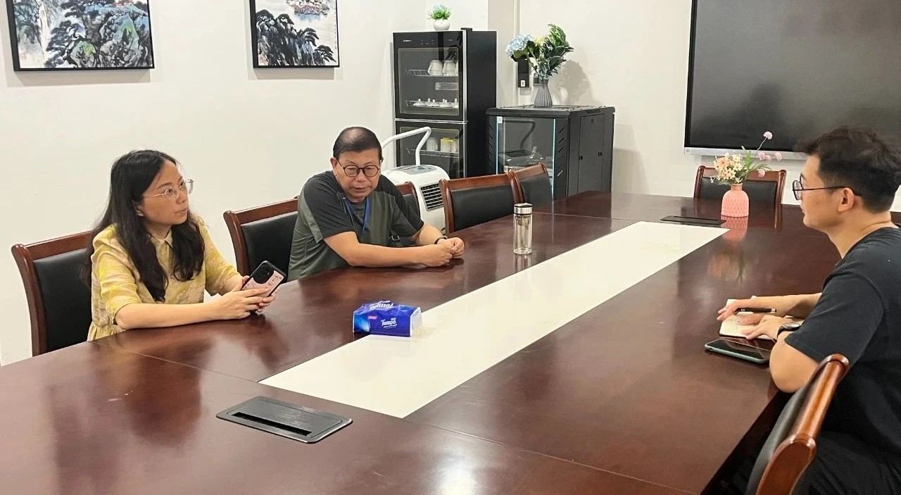 【绿色华中·督导】以督促教 以导促行 ——督学印胜山莅校对学校期初工作进行专项督导