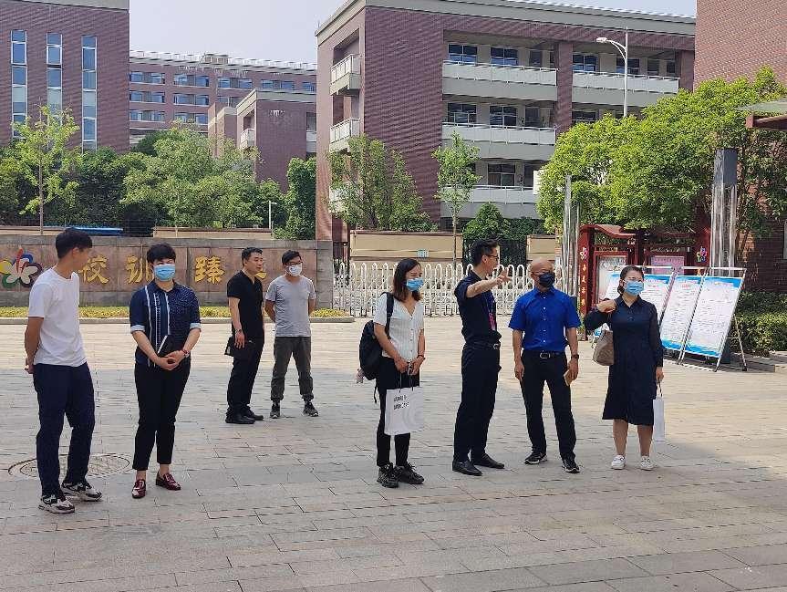 臻美花中 积跬致远_html_9507313.jpg